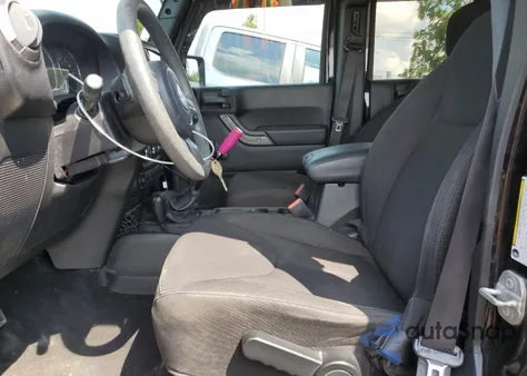 2015 Jeep Wrangler Unlimited Sport z USA, uszkodzony, nr VIN 1C4BJWDG7FL681636